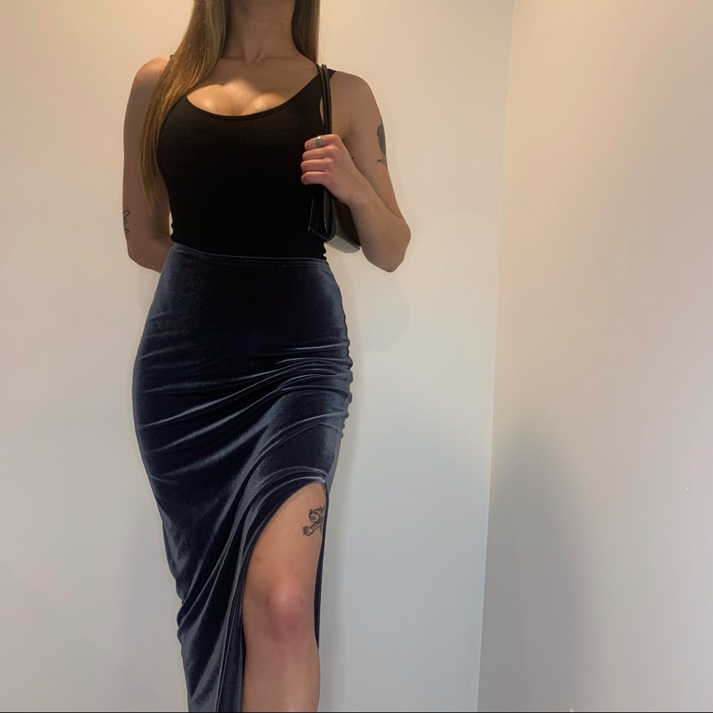 DYNA Velour Midi Pencil Skirt in Stone Grey
